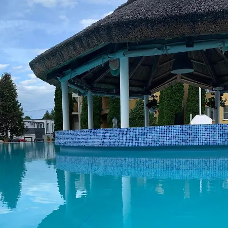 Pool *