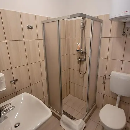 Pool Апартаменты Шиофок